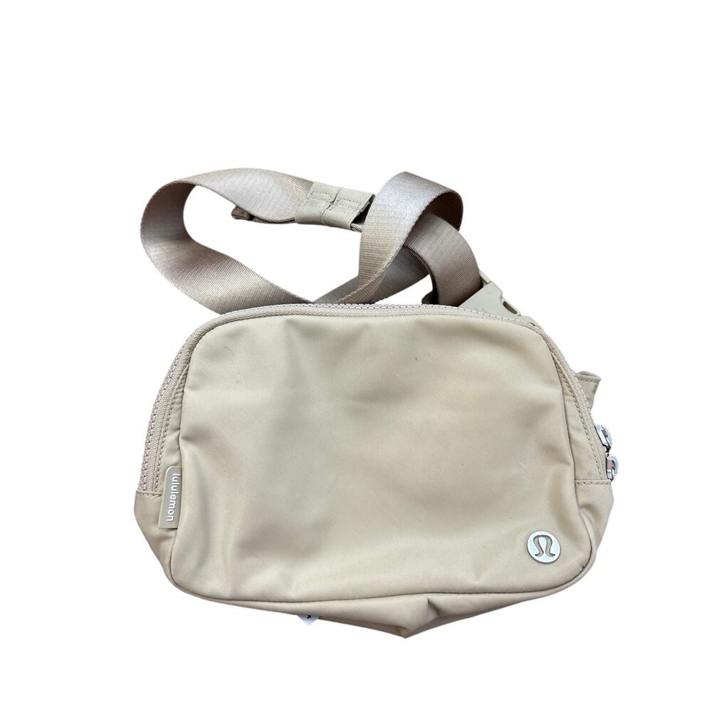Lululemon Khaki Fanny Pack Sz 9"x10"